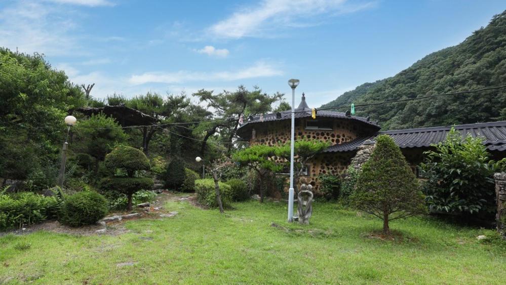 Hoengseong Daraegol Sanbang Pension Exterior photo